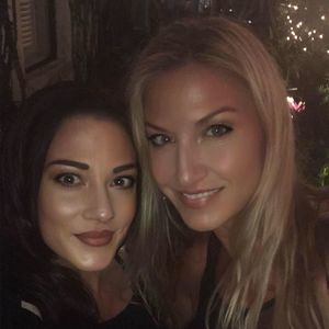 Meet your Posher, Pamela